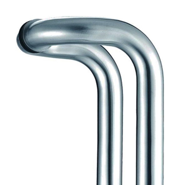 430/19/BB/300-04  300 x 19mm   Satin Stainless  Format Grade 304 Back To Back Cranked [Offset] Pull Handles