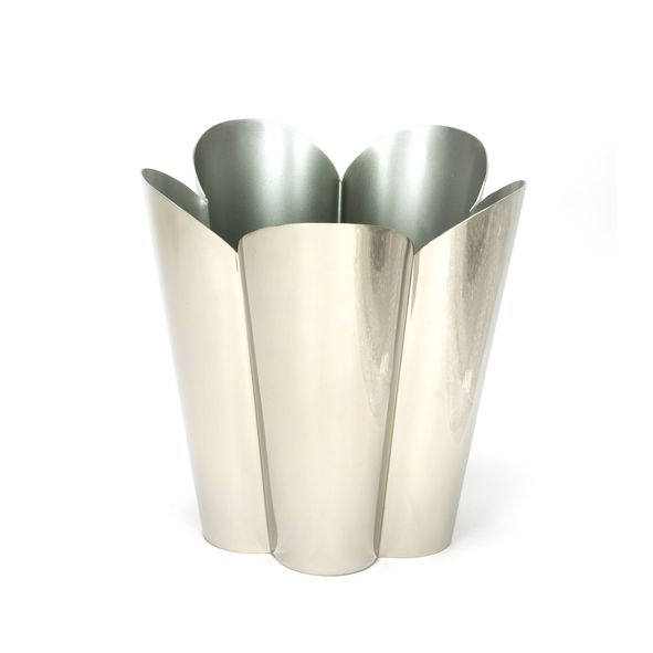 47124  222mm  Smooth Nickel  From The Anvil Flora Plant Pot