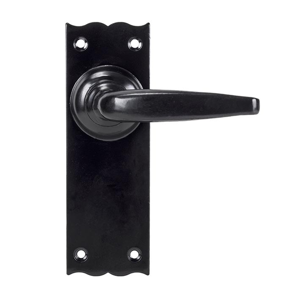 33318  152 x 50 x 6mm  Black  From The Anvil Oak Lever Latch Set