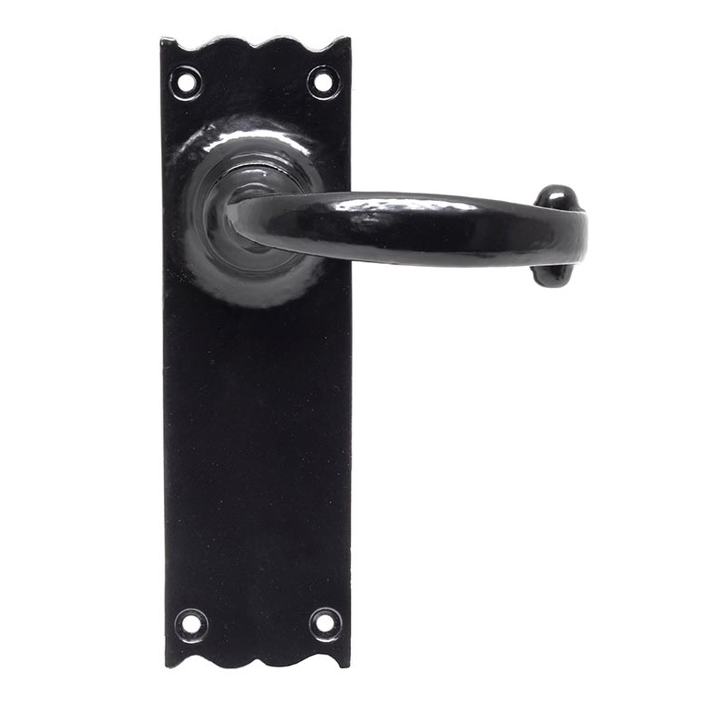 73107  167 x 50 x 4mm  Black  From The Anvil Cottage Lever Latch Set