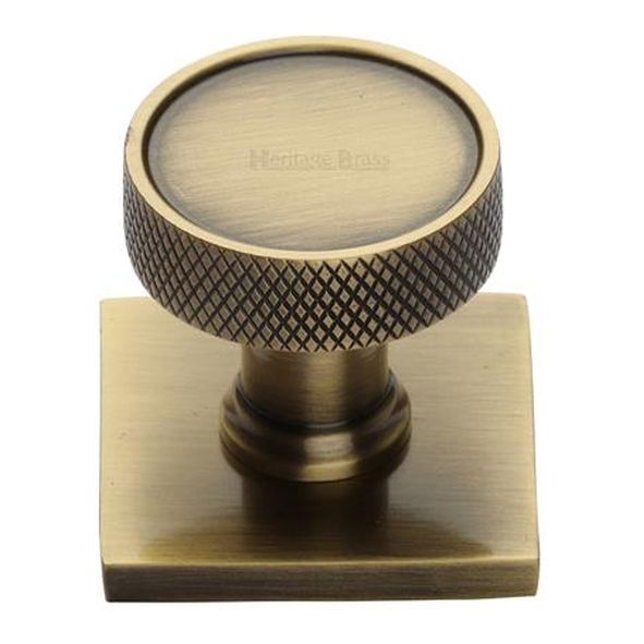 SQ4648-AT • 32 x 38 x 33mm • Antique Brass • Heritage Brass Florence Knurled Cabinet Knob On Square Backplate